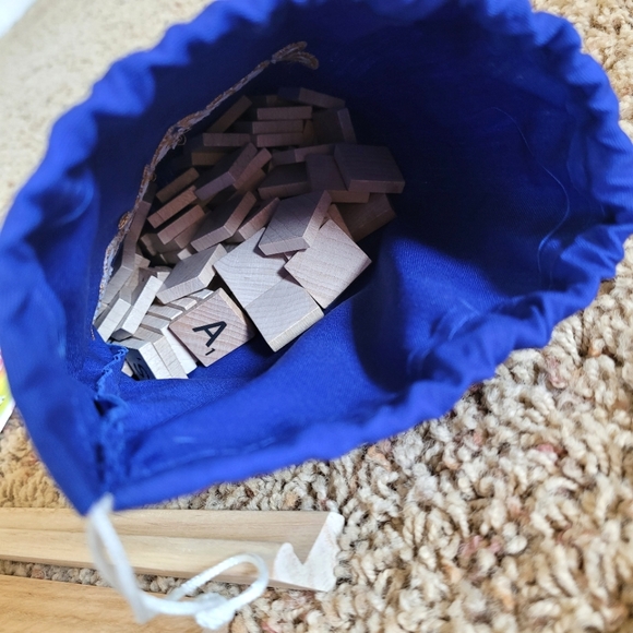 Scrabble ME Crossword Edition Word Board Game 2007 Hasbro Complete w/ Box - Picture 4 of 6